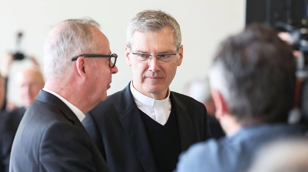 Heiner Wilmer ist neuer Vorsitzender der Bischofskonferenz  / Foto: Daniel Löb/dpa