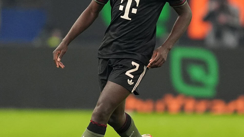 Verlängert er beim FC Bayern oder nicht? Dayot Upamecano.  / Foto: Marcus Brandt/dpa