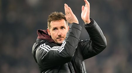 Der Vertrag von Klose wurde verlängert. (Archivbild) / Foto: Robert Michael/dpa