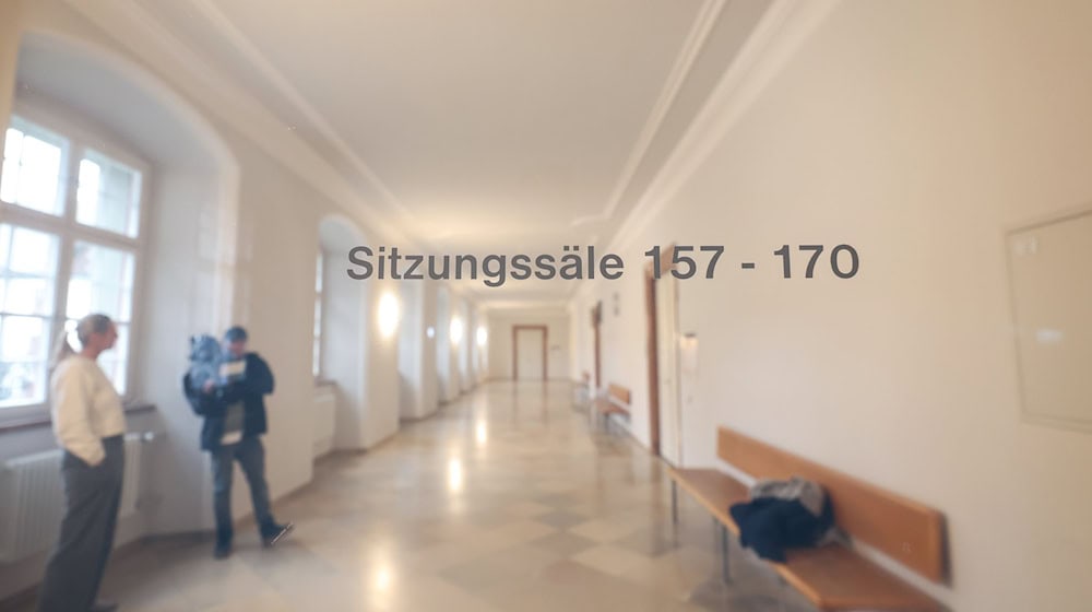 Das Landgericht in Kempten verhandelt gegen einen jungen Autofahrer, der durch Raserei einen Mord begangen haben soll. (Symbolbild) / Foto: Karl-Josef Hildenbrand/dpa