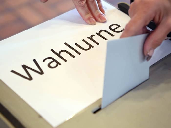 Das neue System soll die Auszählung effizienter gestalten und Fehler minimieren. (Archivbild) / Foto: Uli Deck/dpa