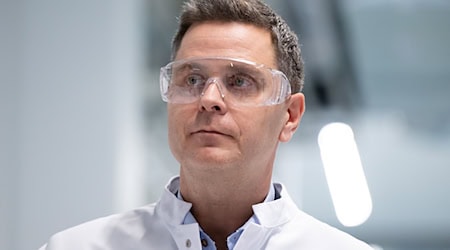 Roche-Geschäftsführer Thomas Schinecker. / Foto: Sven Hoppe/dpa Pool/dpa