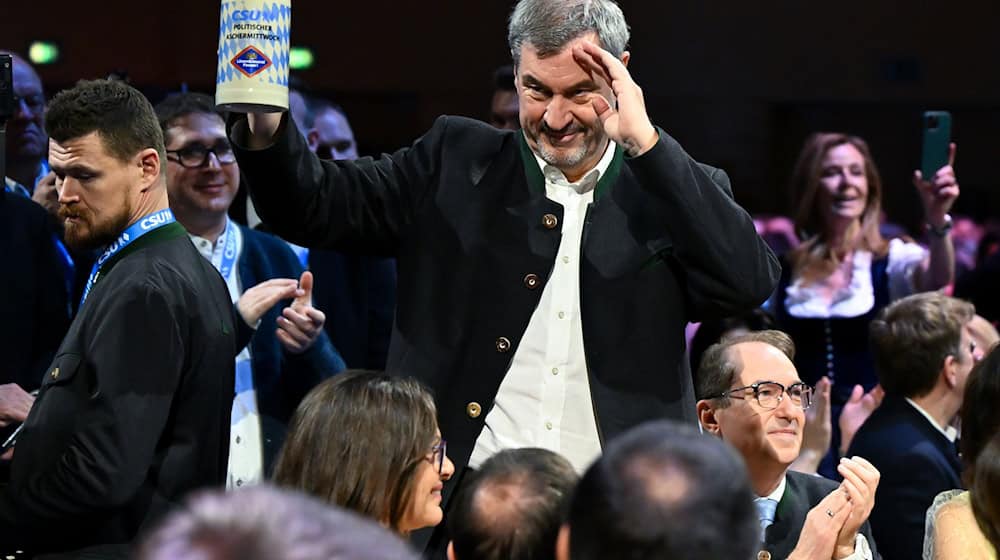 Die CSU ist strikt gegen höhere Benzinpreise – damit will sie ihre Wähler im ländlichen Raum bedienen.  / Foto: Sven Hoppe/dpa