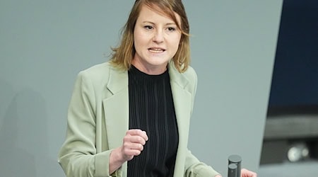 Klose rügt Söder für Aussagen zu Mehrarbeit. (Archivbild) / Foto: Michael Kappeler/dpa