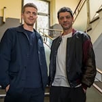 Ihr zweiter gemeinsamer Fall führt Ferdinand Hofer (l) und Carlo Ljubek (r) als «Tatort»-Ermittler auf die Münchner Sicherheitskonferenz. (Archivbild)    / Foto: Peter Kneffel/dpa