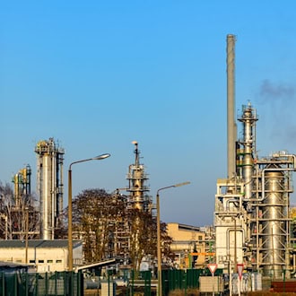 Die PCK-Raffinerie gehört mehrheitlich Rosneft. (Archivbild) / Foto: Patrick Pleul/dpa