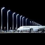 Am Münchner Flughafen mussten Passagiere über Nacht in mehreren Lufthansa-Maschinen ausharren. (Symbolbild) / Foto: Sven Hoppe/dpa