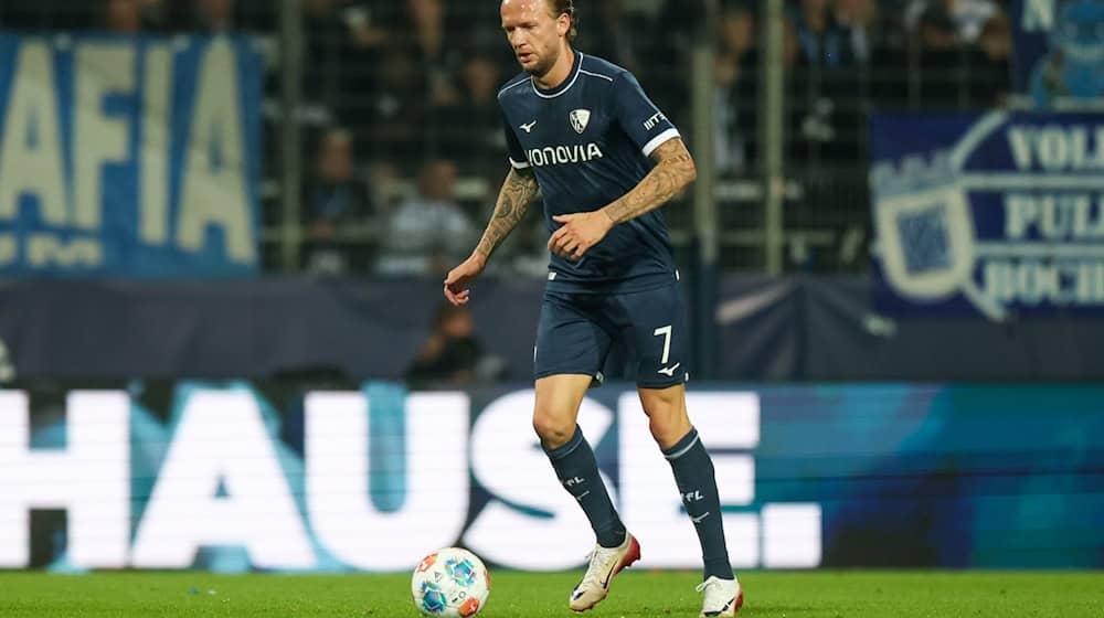 Kevin Vogt machte sein bislang letztes Spiel für den VfL Bochum am 27. September 2025 gegen Fortuna Düsseldorf (Archivbild).  / Foto: Christoph Reichwein/dpa