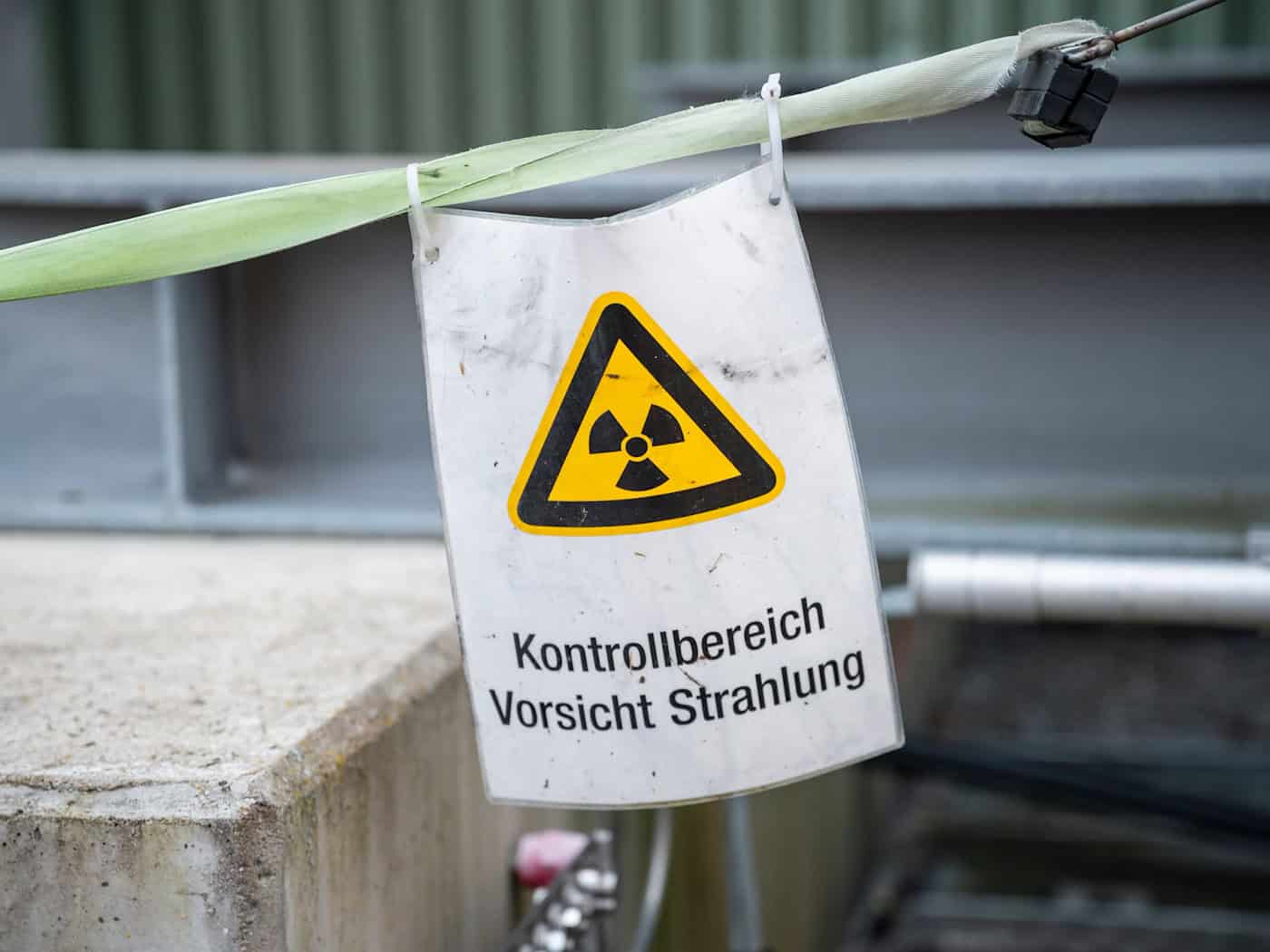 Ein neues Strahlenschutzlabor in Kulmbach soll den AKW-Rückbau in Bayern begleiten. (Symbolbild) / Foto: Daniel Vogl/dpa