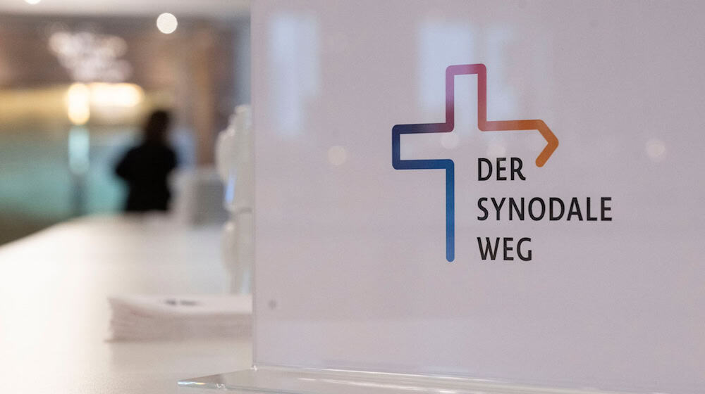 Der Synodale Weg der katholischen Kirche kommt einen Schritt weiter. (Symbolbild) / Foto: Marijan Murat/dpa