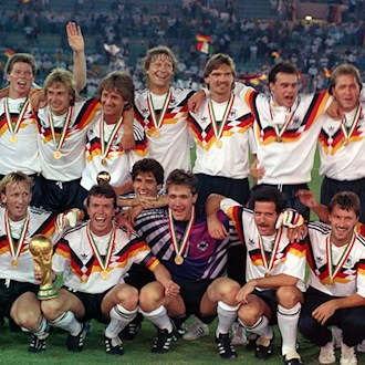 Einige Weltmeister von 1990 trauen der DFB-Auswahl auch dieses Jahr einen WM-Coup zu. (Archivbild) / Foto: Frank Leonhardt/dpa