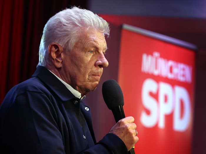 Dieter Reiter (SPD) braucht Ruhe und Erholung wegen einer schweren Erkrankung. (Archivbild) / Foto: Karl-Josef Hildenbrand/dpa