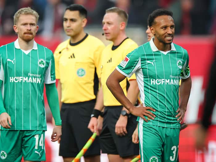 Der Fürther Julian Green (r) ist wieder fit. (Archivbild) / Foto: Daniel Karmann/dpa