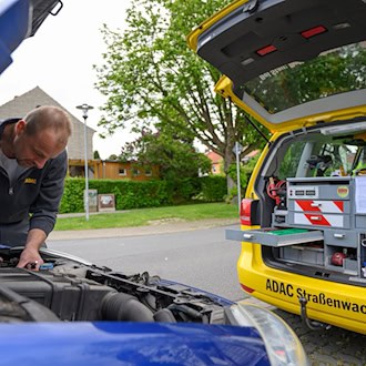 Die Pannenhilfe gehört zum Angebot des ADAC. (Archivbild) / Foto: Christophe Gateau/dpa