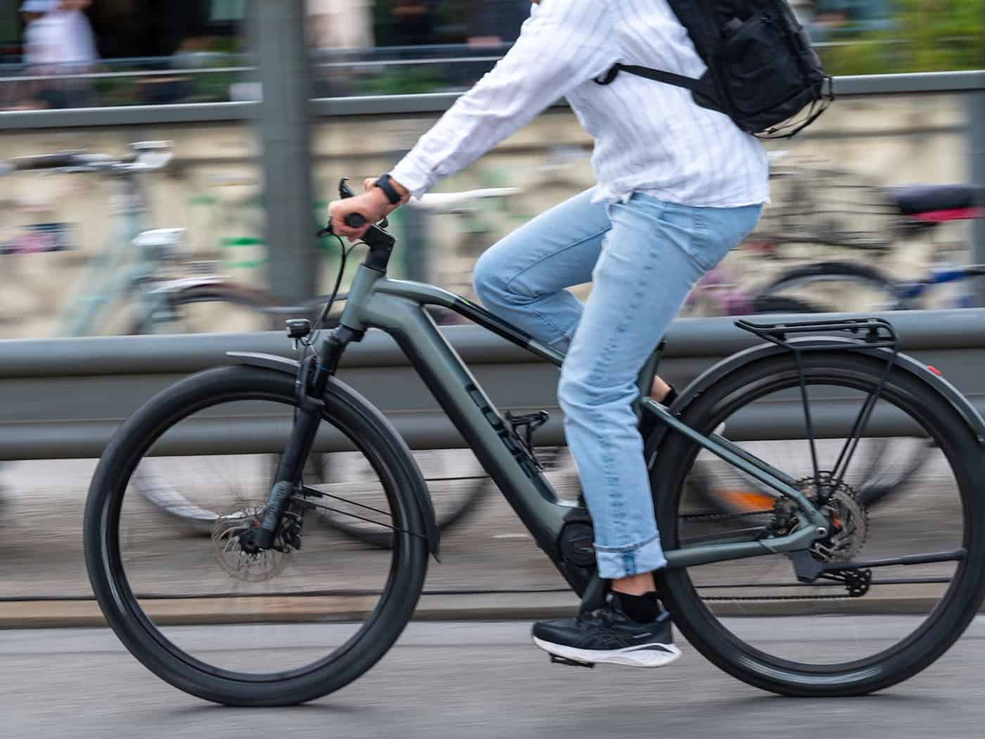 E-Bikes kommen immer häufiger zum Einsatz. (Archivbild) / Foto: Leonie Asendorpf/dpa