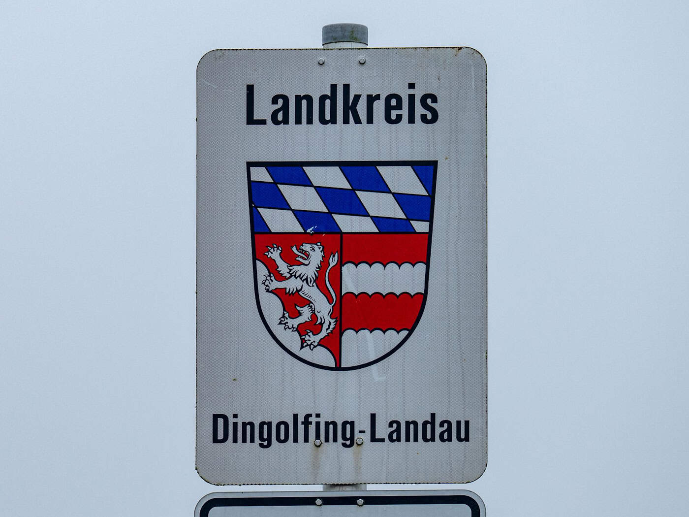 Die Landratswahl im Landkreis Dingolfing-Landau ist ausgezählt. (Archivbild) / Foto: Armin Weigel/dpa