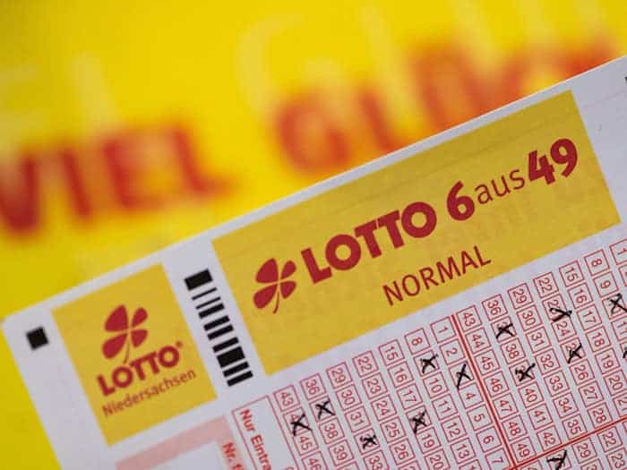 Ein anonymer Lottospieler hat in Bayern gut 44 Millionen Euro gewonnen. (Symbolbild) / Foto: Swen Pförtner/dpa