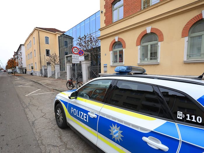 Beim Amtsgericht in Neu-Ulm müssen sich zwei Frauen wegen des Todes eines neugeborenen Jungen verantworten. (Archivbild) / Foto: Karl-Josef Hildenbrand/dpa