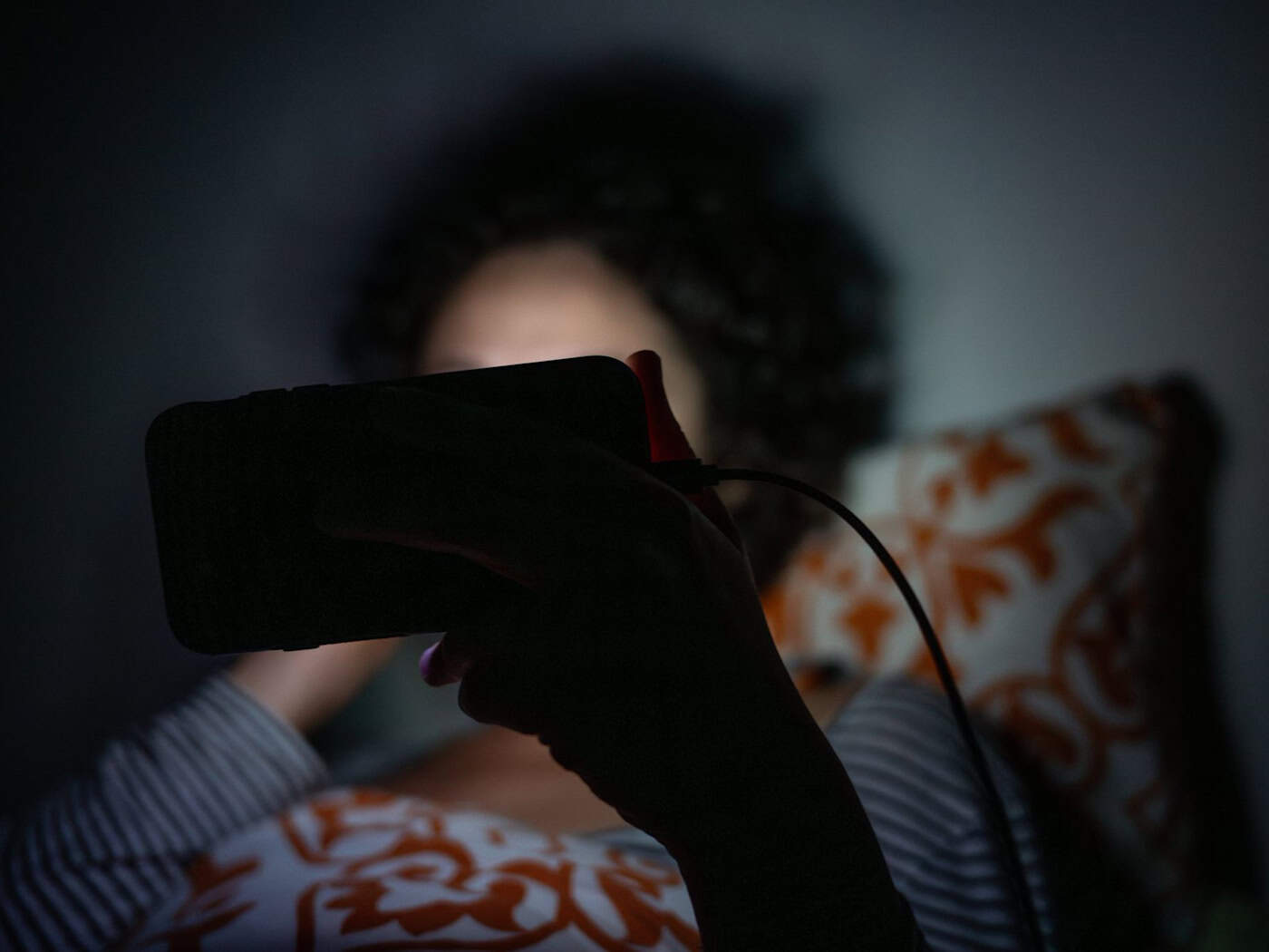 Die Zeitumstellung kann Schlafstörungen zusätzlich fördern, sagt die Barmer. (Symbolbild) / Foto: Sebastian Gollnow/dpa/dpa-tmn