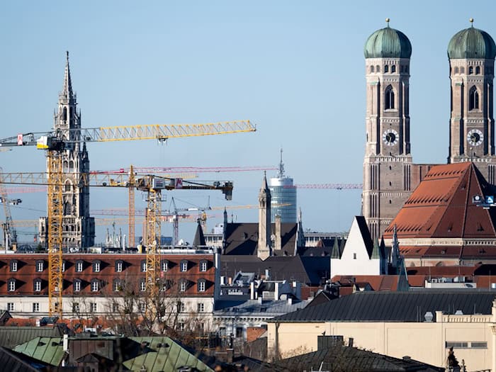 Die Bauwirtschaft hat in München viel zu tun, doch die bayerische Wirtschaft insgesamt schwächelt nach wie vor. (Archiv) / Foto: Sven Hoppe/dpa