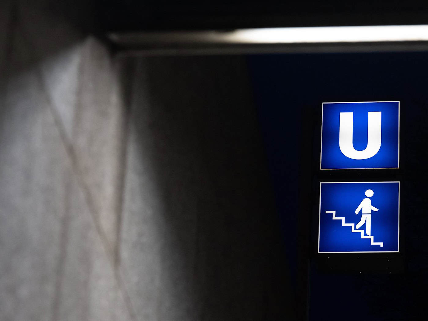 Der 21-Jährige war laut Polizei erheblich alkoholisiert. (Symbolbild) / Foto: Sven Hoppe/dpa