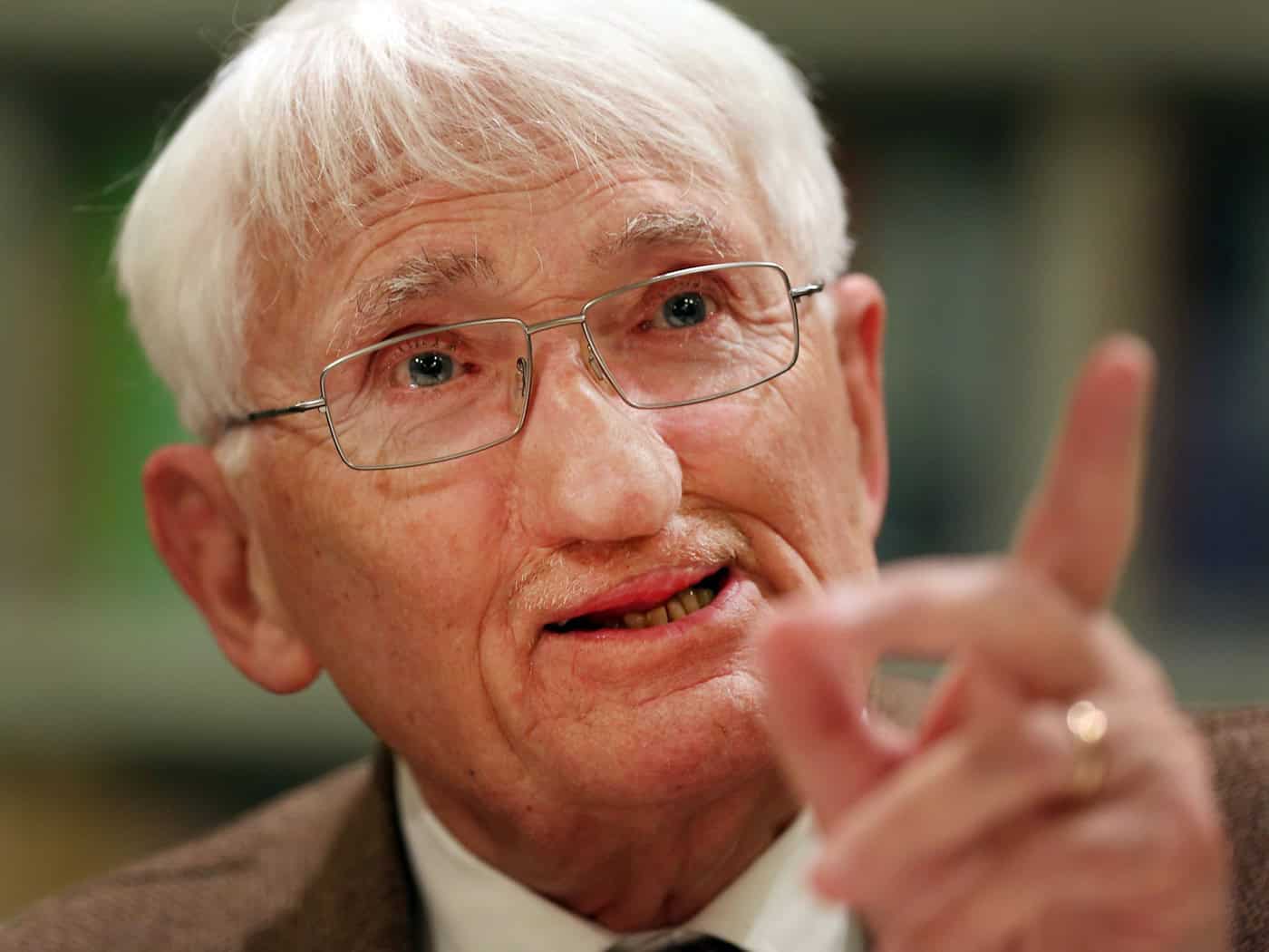 Habermas war für Bayerns Wissenschaftsminister Blume eine «intellektuelle Instanz». (Archivbild) / Foto: Martin Gerten/dpa