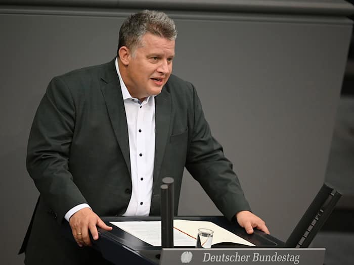 Der SPD-Abgeordnete Carsten Träger war umweltpolitischer Sprecher seiner Fraktion und Parlamentarischer Staatssekretär im Bundesumweltministerium. (Archivbild) / Foto: Niklas Graeber/dpa