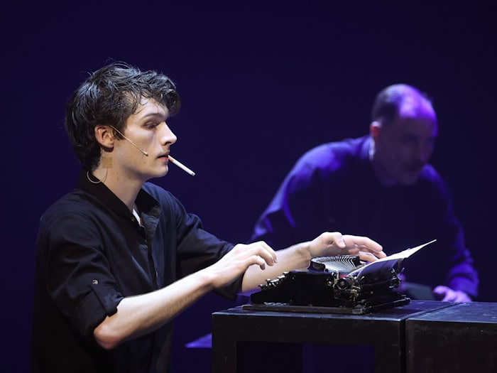 Das Musical «Die Weiße Rose» zeigt die Entwicklung der meist jungen Menschen, die mit Flugblättern und Aktionen die Verbrechen der Nationalsozialisten anprangerten. (Archivbild) / Foto: Karl-Josef Hildenbrand/dpa