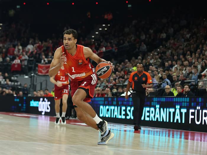 Oscar da Silva war Bayerns bester Werfer gegen Dubai. / Foto: Matthias Stickel/dpa