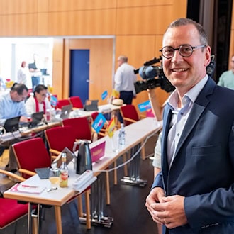 Im Juni 2025 frisch gewählt: FDP-Landeschef Michael Ruoff. (Archivbild) / Foto: Daniel Karmann/dpa