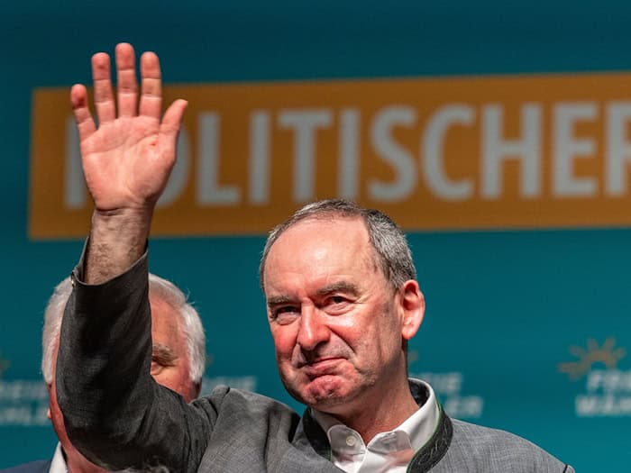 Kann mehr als zufrieden sein: Freie-Wähler-Chef Hubert Aiwanger. (Archivbild) / Foto: Armin Weigel/dpa