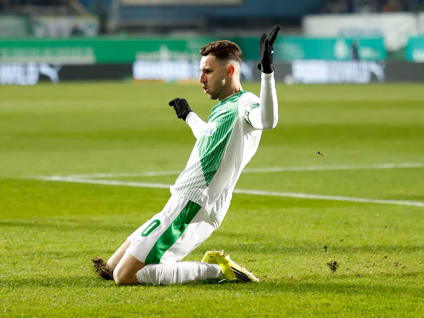 Kapitän Branimir Hrgota kehrt nach einer Erkrankung zurück. (Archivbild) / Foto: Heiko Becker/dpa