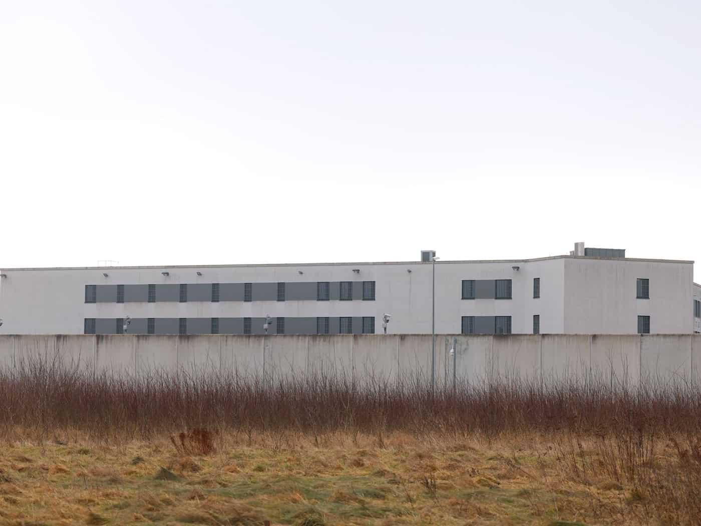 In der JVA Augsburg-Gablingen sollen Gefangene misshandelt worden sein (Archivbild).  / Foto: Karl-Josef Hildenbrand/dpa