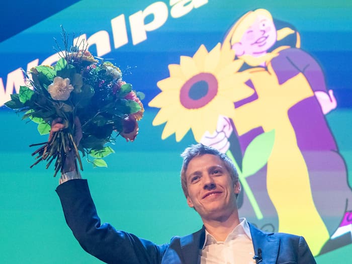 Nach der Kommunalwahl waren die Münchner Grünen in Jubelstimmung, doch sie haben Stimmen eingebüßt. (Archivbild)  / Foto: Peter Kneffel/dpa