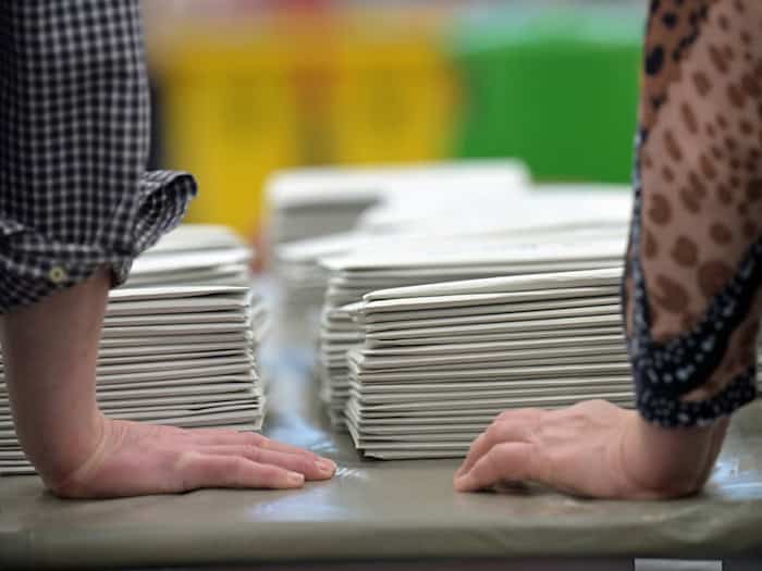 Zwei Stimmen machten in Steinhöring den Unterschied. (Archivbild) / Foto: Malin Wunderlich/dpa