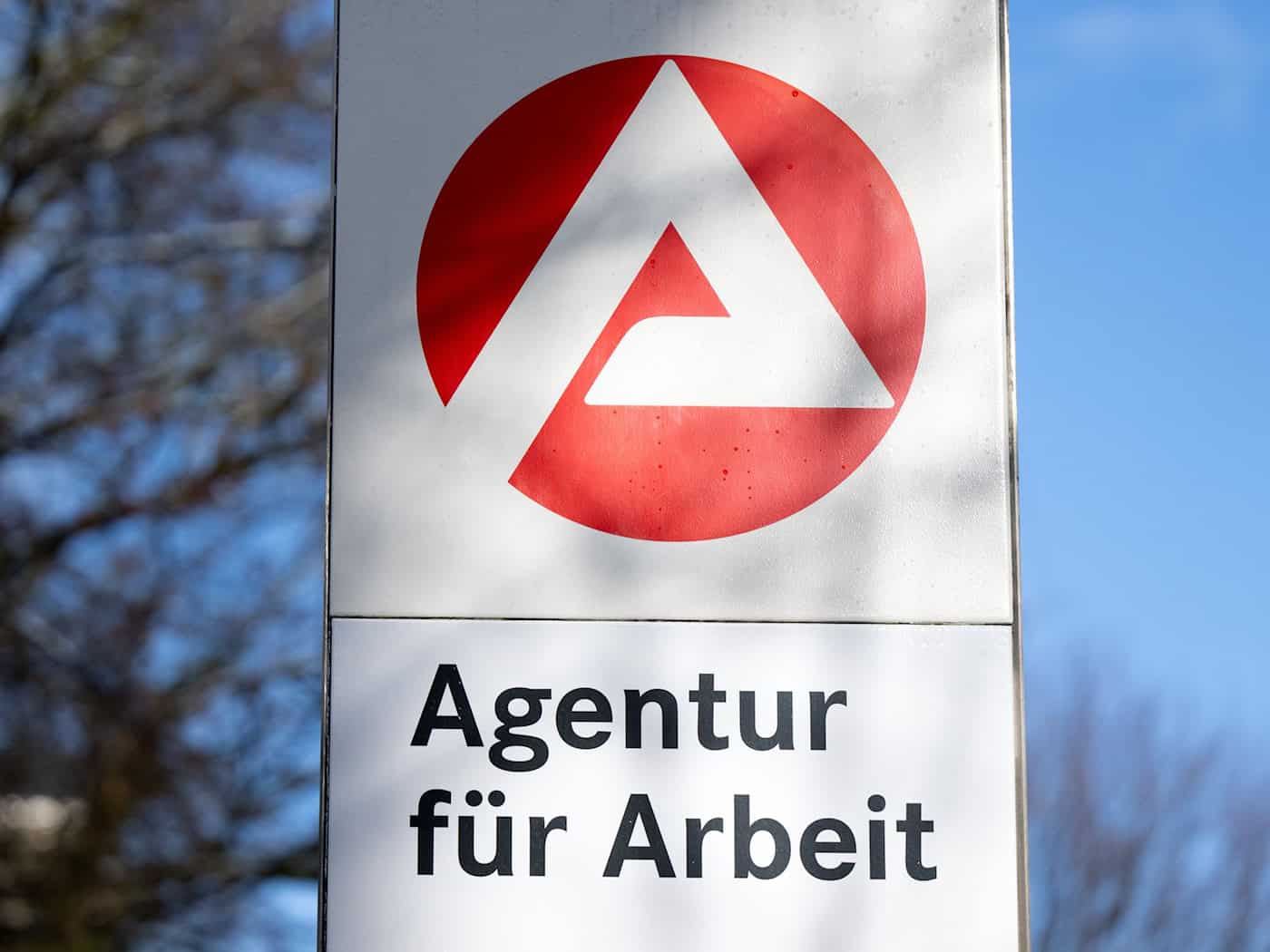 Im März ist die Zahl der Arbeitslosen in Bayern zurückgegangen. (Symbolbild) / Foto: Sven Hoppe/dpa