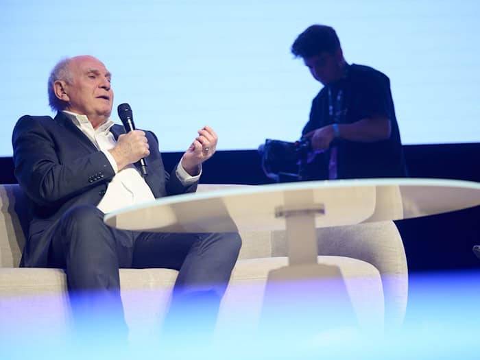 Uli Hoeneß: «Ich verstehe überhaupt nicht, dass darüber überhaupt diskutiert wird.» / Foto: Bernd Thissen/dpa