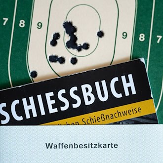 In Bayern schreitet die Entwaffnung von Extremisten nach Darstellung des Innenministeriums voran. (Symbolbild) / Foto: Silas Stein/dpa