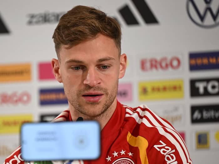 Joshua Kimmich betont die herausragenden Fähigkeiten von Rüdiger.  / Foto: Federico Gambarini/dpa