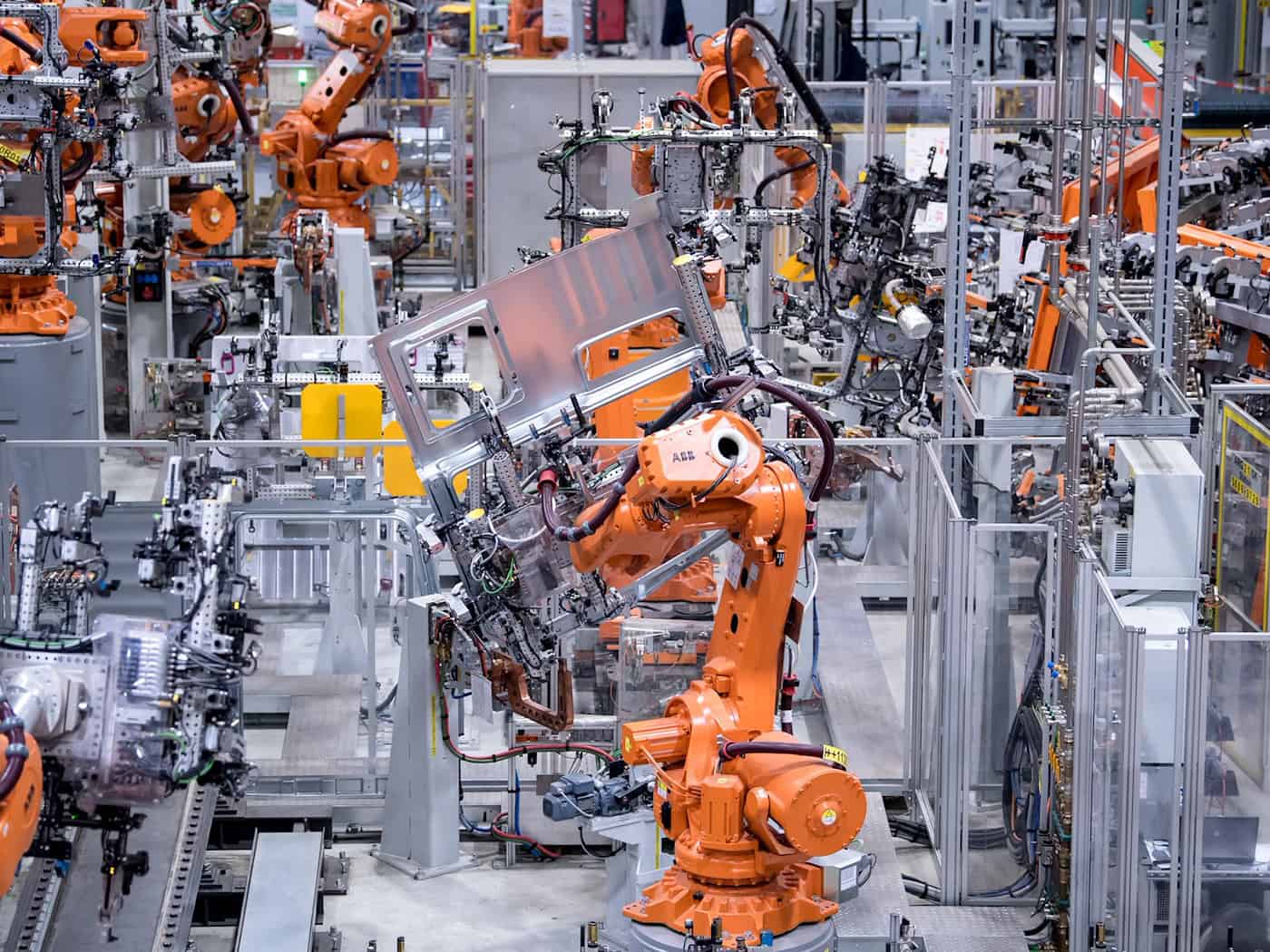 Die Metall- und Elektroindustrie bildet weniger aus. (Symbolbild) / Foto: Sven Hoppe/dpa