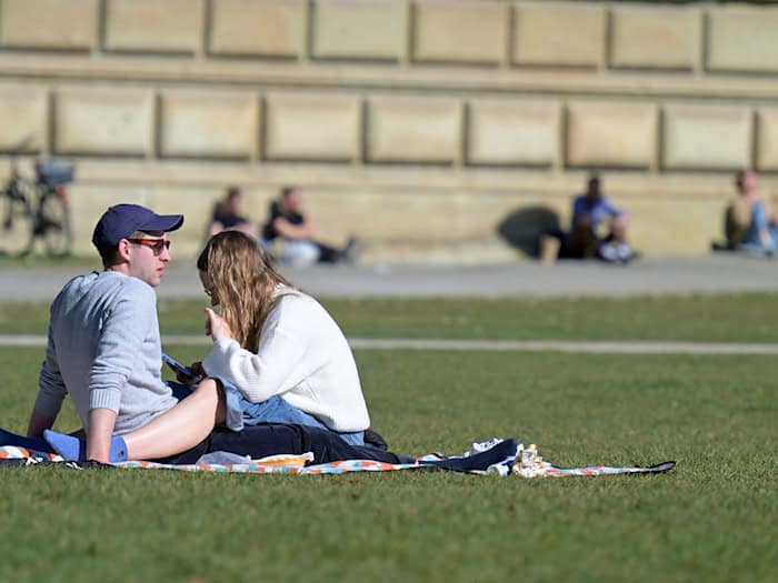 Es wird heute sonnig in Bayern. (Archivbild) / Foto: Malin Wunderlich/dpa