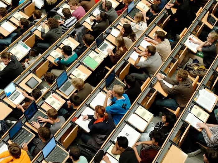 LMU und TUM erneut als Exzellenzuniversitäten für sieben Jahre bestätigt