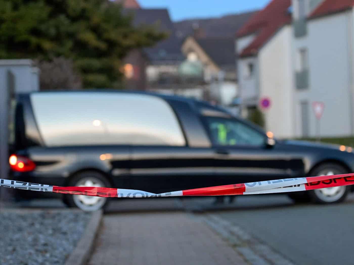 In der Nähe von Nürnberg sind drei Leichen gefunden worden.  / Foto: Pia Bayer/dpa