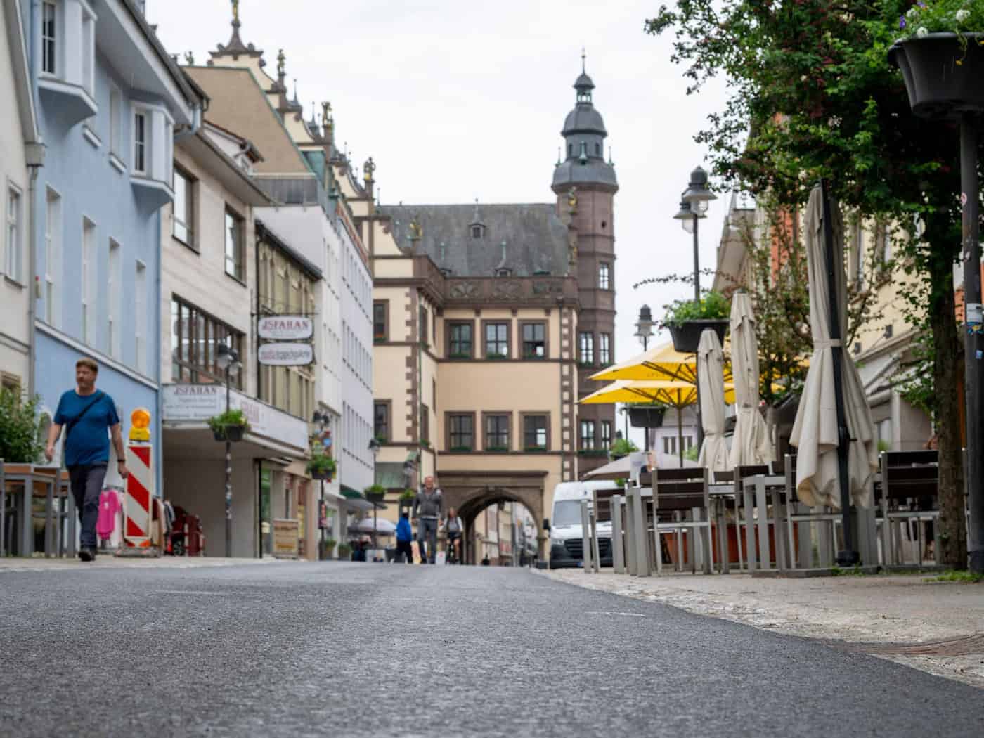 Der neue Oberbürgermeister von Schweinfurt wird per Stichwahl bestimmt. (Archivbild) / Foto: Daniel Vogl/dpa