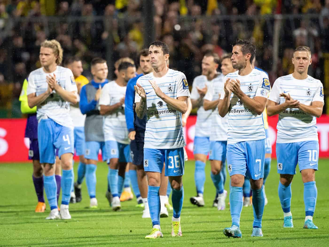 Stefan Lex (2.v.r.) übernimmt einen neuen Posten beim TSV 1860 München. (Archivbild) / Foto: Matthias Balk/dpa