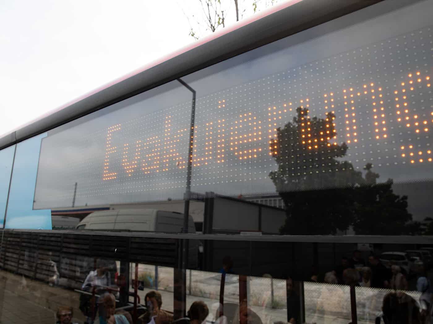 Von der Evakuierung sind unter anderem ein Hotel und eine Tankstelle betroffen. (Symbolbild) / Foto: Daniel Karmann/dpa