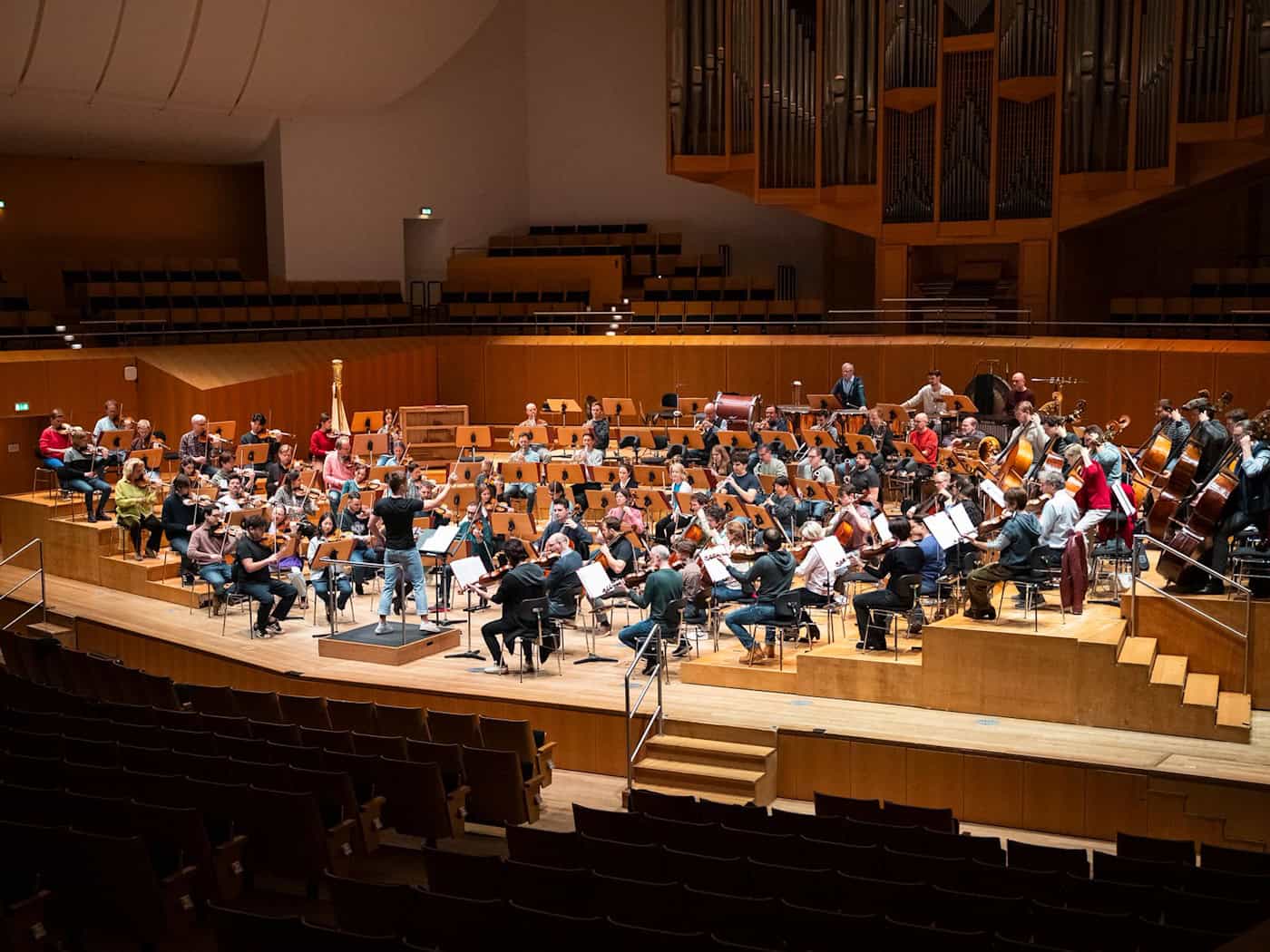 Die Proben für die Jubiläumsgala laufen. / Foto: Daniel Vogl/dpa