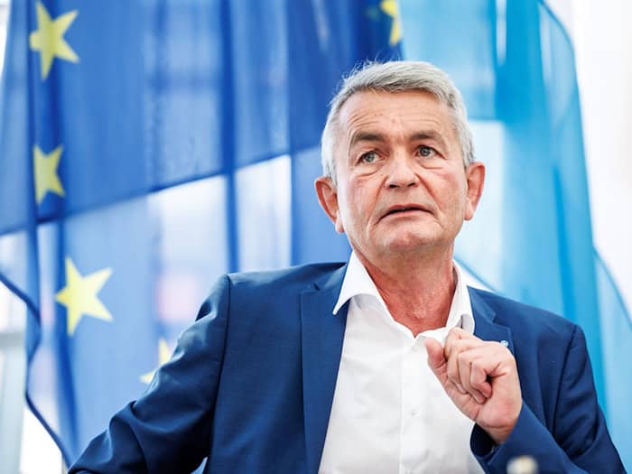 vbw-Hauptgeschäftsführer Bertram Brossardt fürchtet Folgeschäden des Iran-Kriegs für die bayerische Wirtschaft (Archiv) / Foto: Matthias Balk/dpa