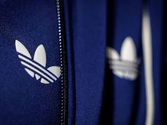 Adidas aus Herzogenaurach mit starkem Quartal vor WM in Nordamerika