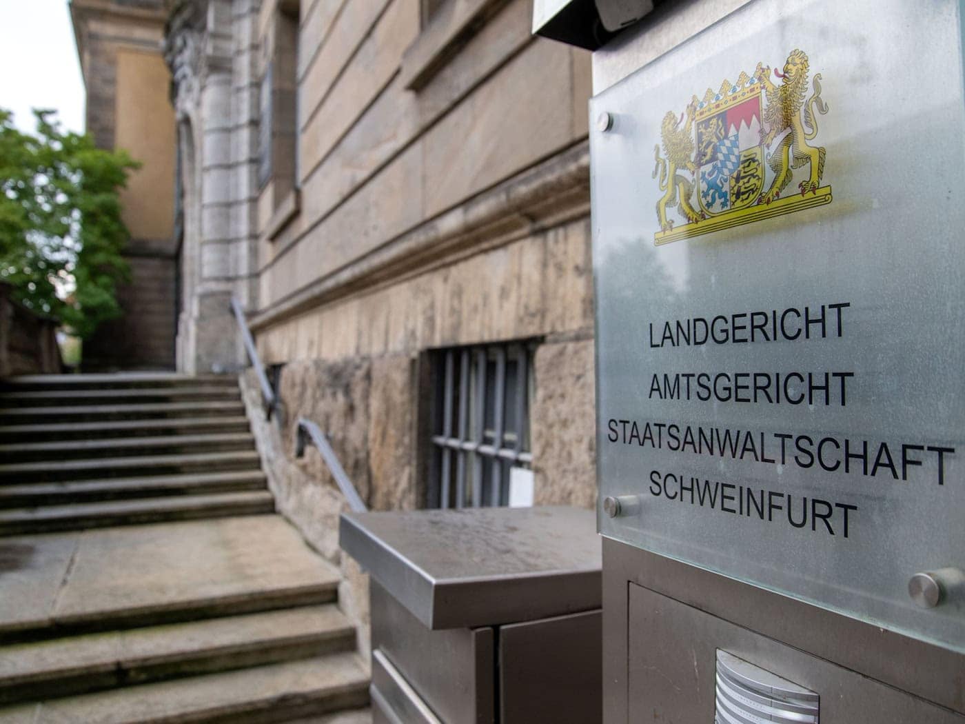 Der Angeklagte soll um die Jahrtausendwende herum Minderjährige in dem Kinderheim sexuell missbraucht haben. (Archivbild) / Foto: Pia Bayer/dpa